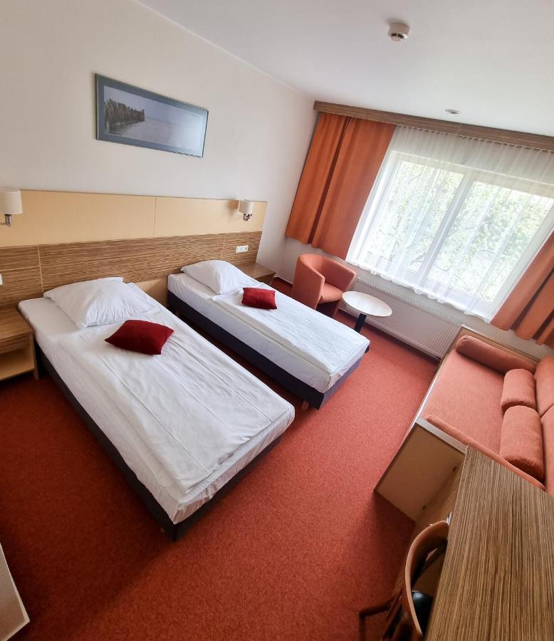 Info Hotel Palanga Eksteriør bilde