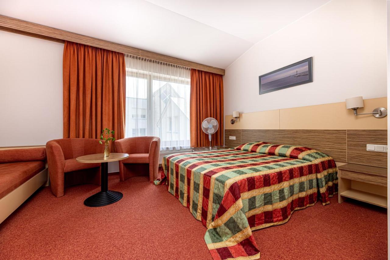 Info Hotel Palanga Eksteriør bilde