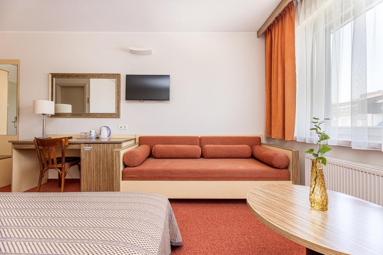 Info Hotel Palanga Eksteriør bilde