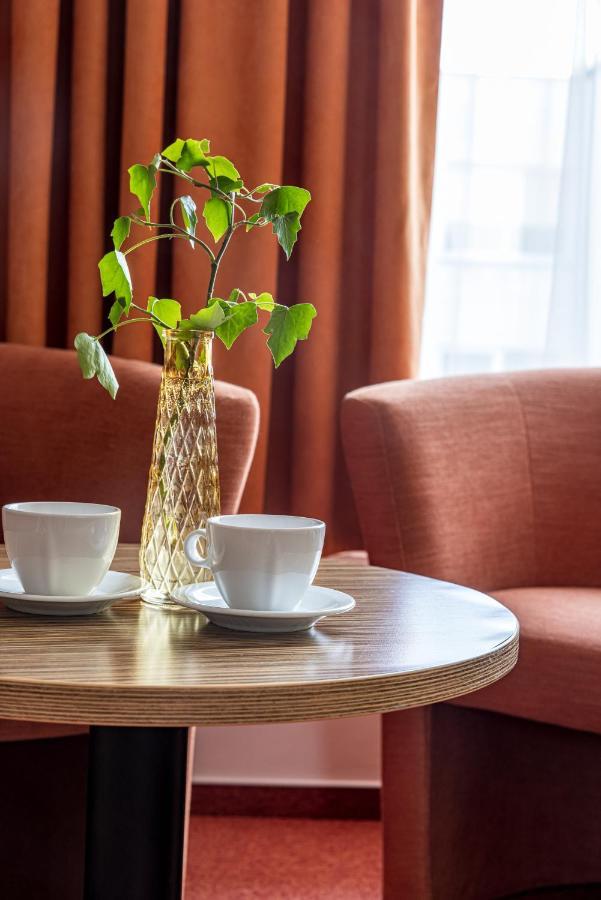 Info Hotel Palanga Eksteriør bilde