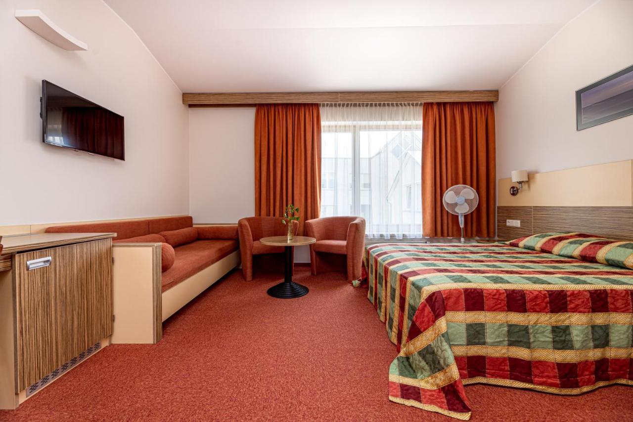 Info Hotel Palanga Eksteriør bilde